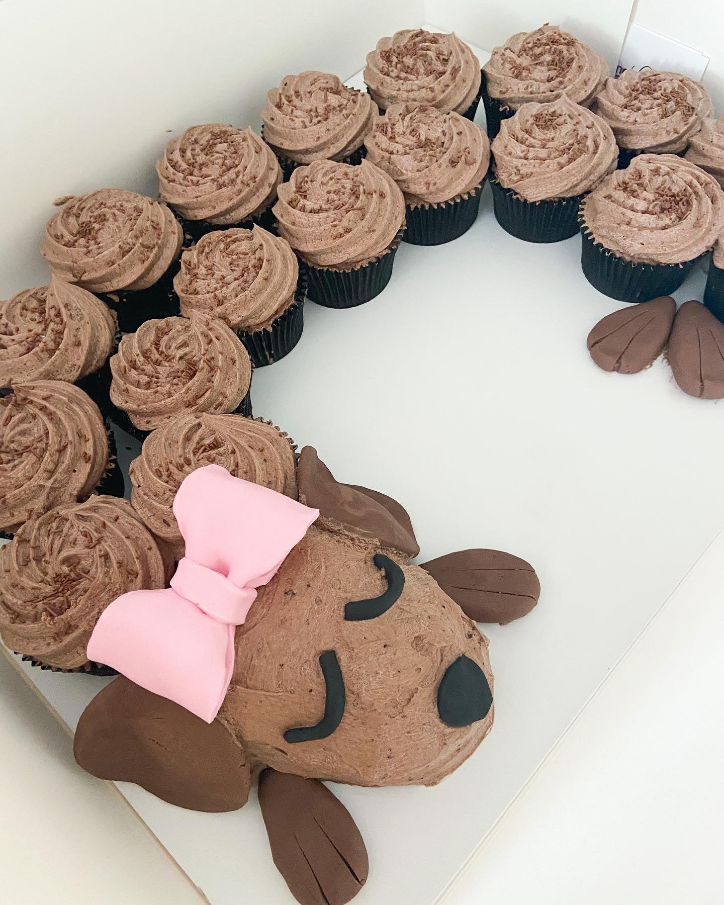 Dog pull apart cupcake cake outlet